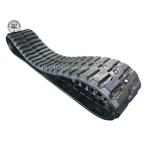 JCB and Takeuchi skid loader undercarriage parts mini harvester rubber track
